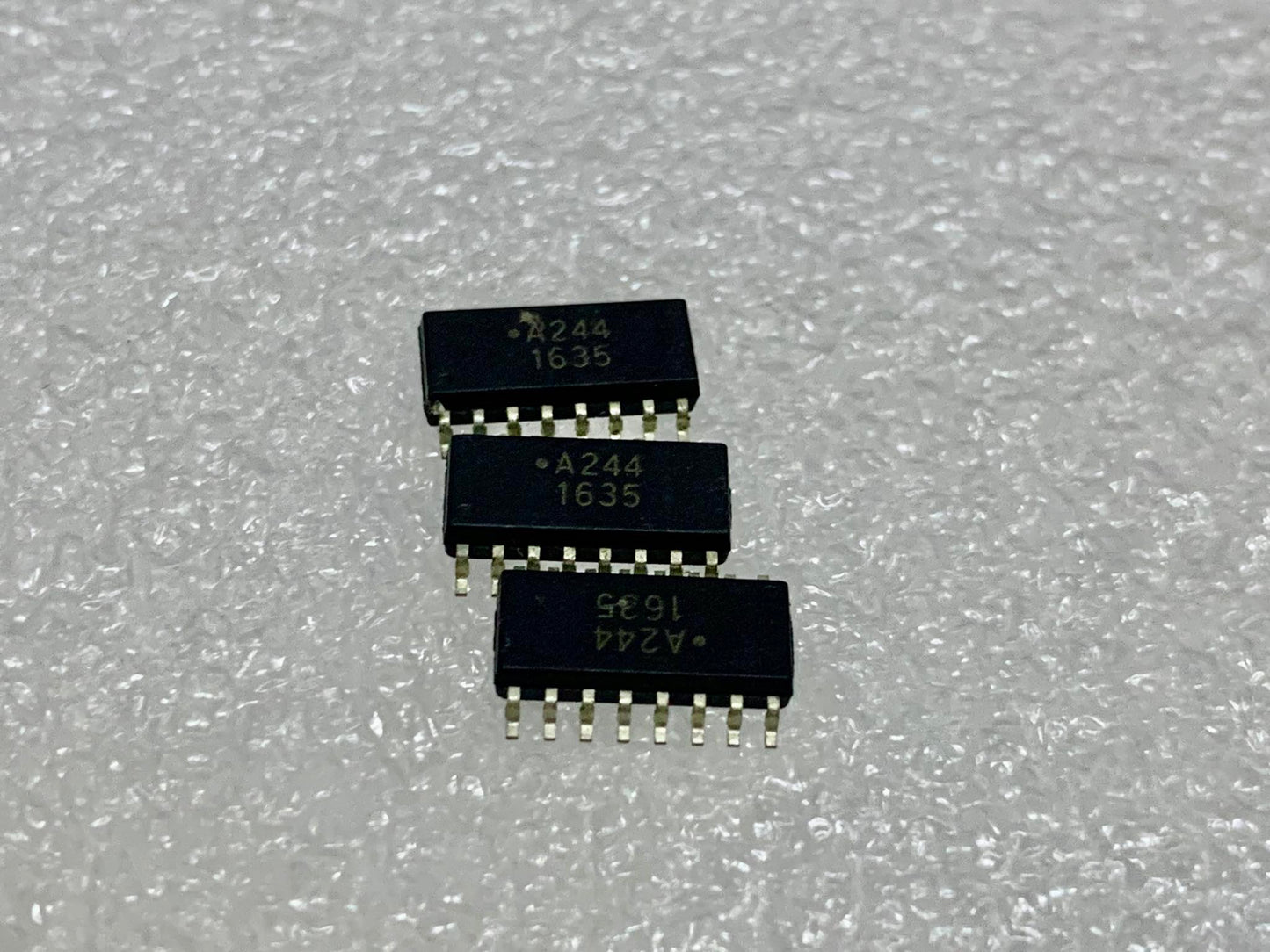 APCL-244-500 E | OPTOISOLATOR | BROADCOM